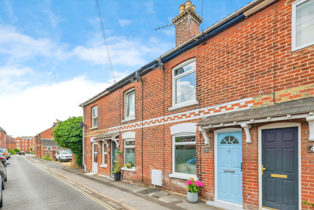 Main image of property: Mount View, Eastleigh, Southampton, SO50