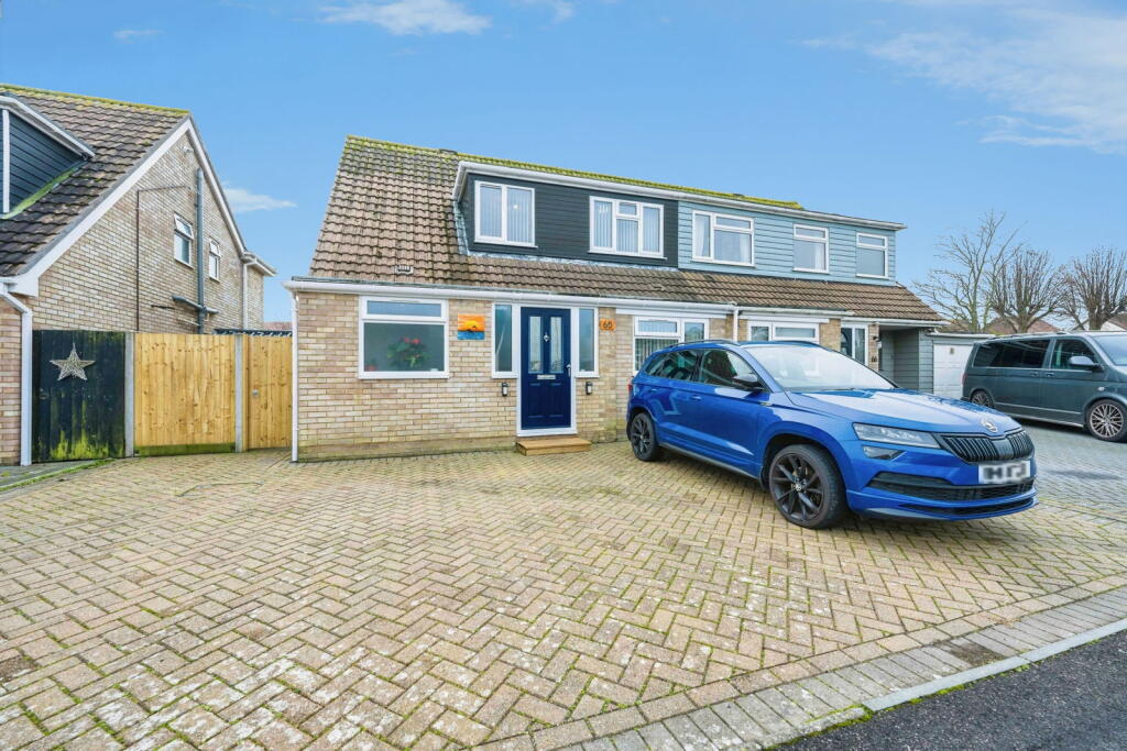 Main image of property: Kingsmead Avenue, Stubbington, Fareham, PO14