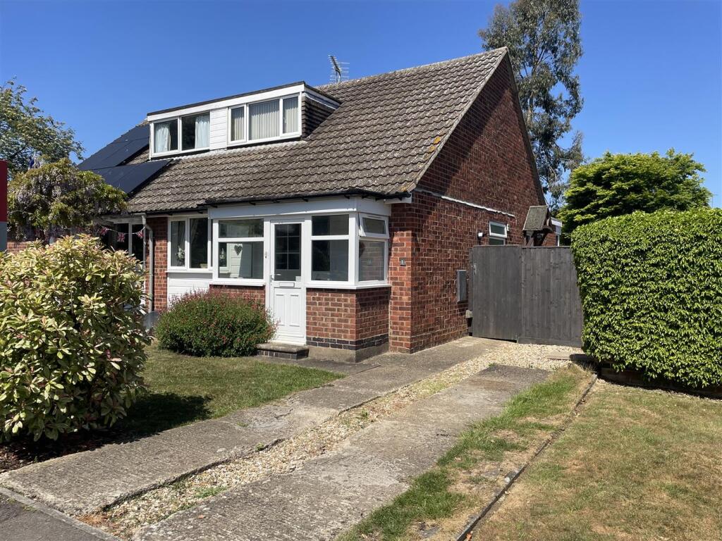 Main image of property: Rookery Close, Kibworth Beauchamp
