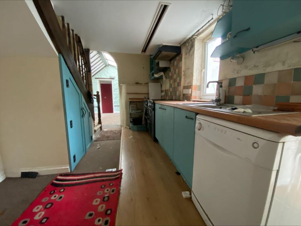 Main image of property: Lotus, Snodwell Farm, Post Lane, Cotleigh, Honiton, Devon, EX14 9HZ