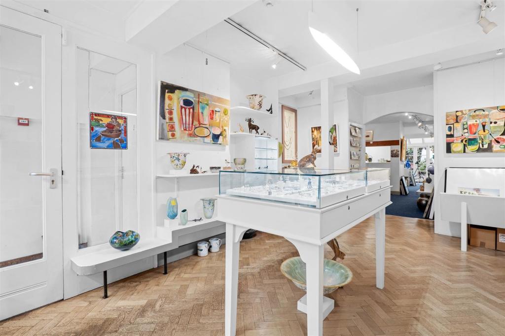 Additional property image - CHAPEL STREET, STRATFORD UPON AVON
