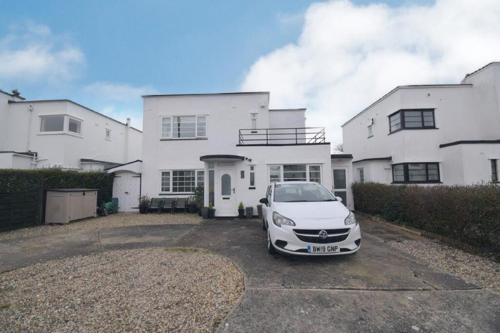 Main image of property: Graces Walk, Frinton-on-Sea