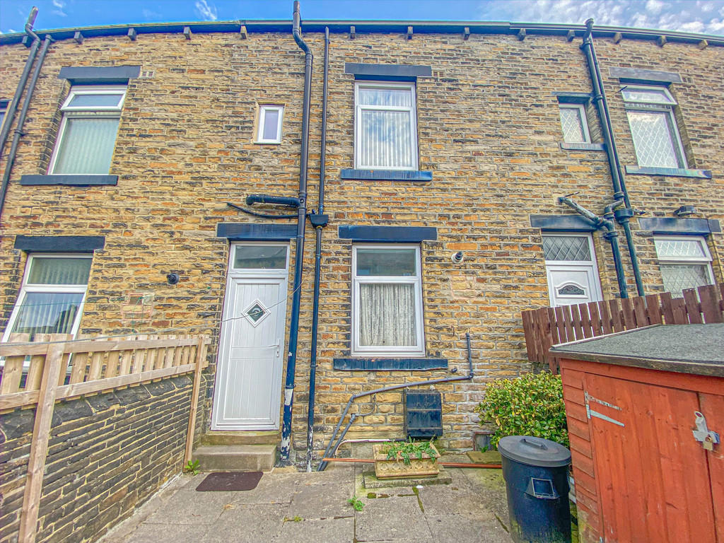 3 bedroom terraced house for sale in Ewart Place, Bradford, West