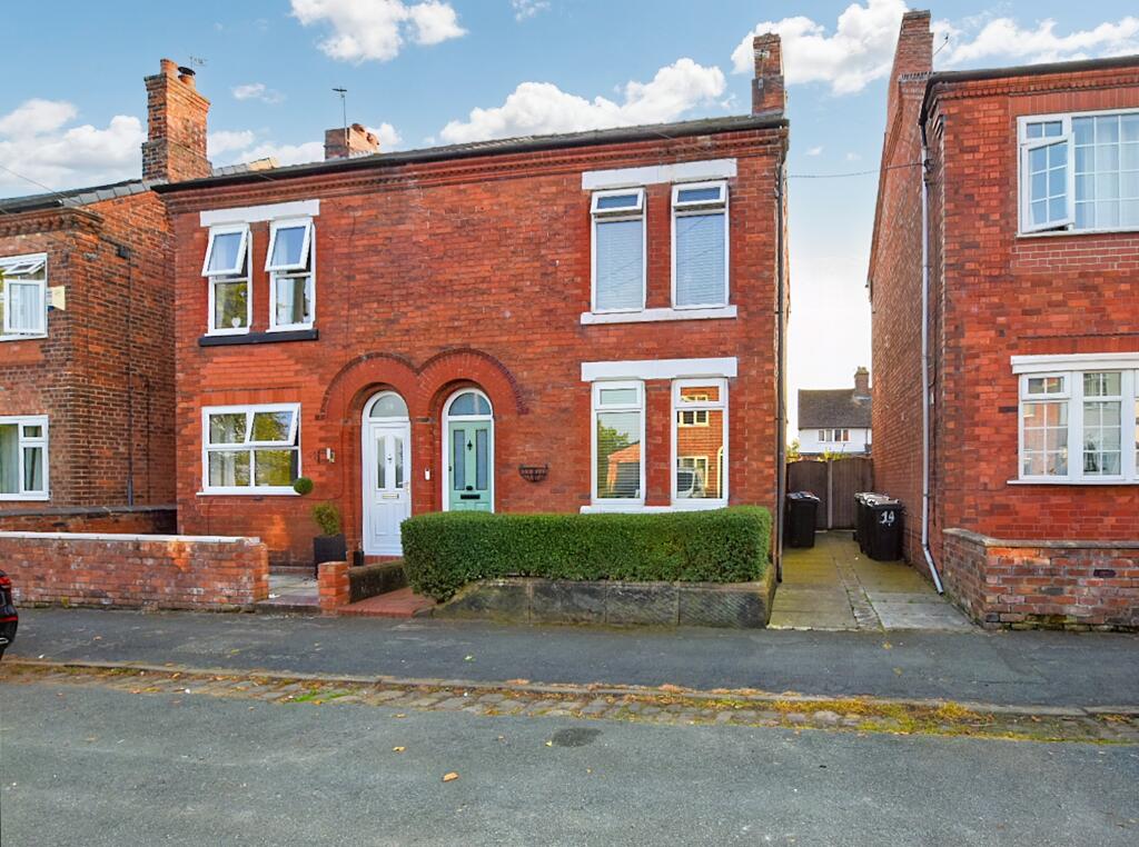 3 bedroom semidetached house for sale in Nursery Road, Barnton, CW8