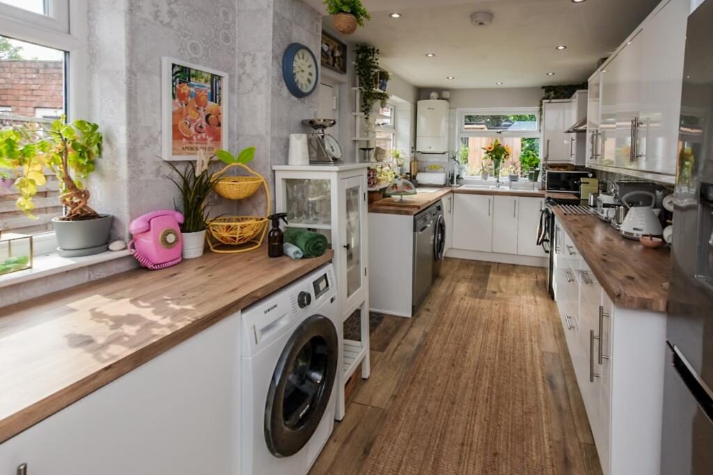 Additional property image - Rayleigh Avenue, Davenham