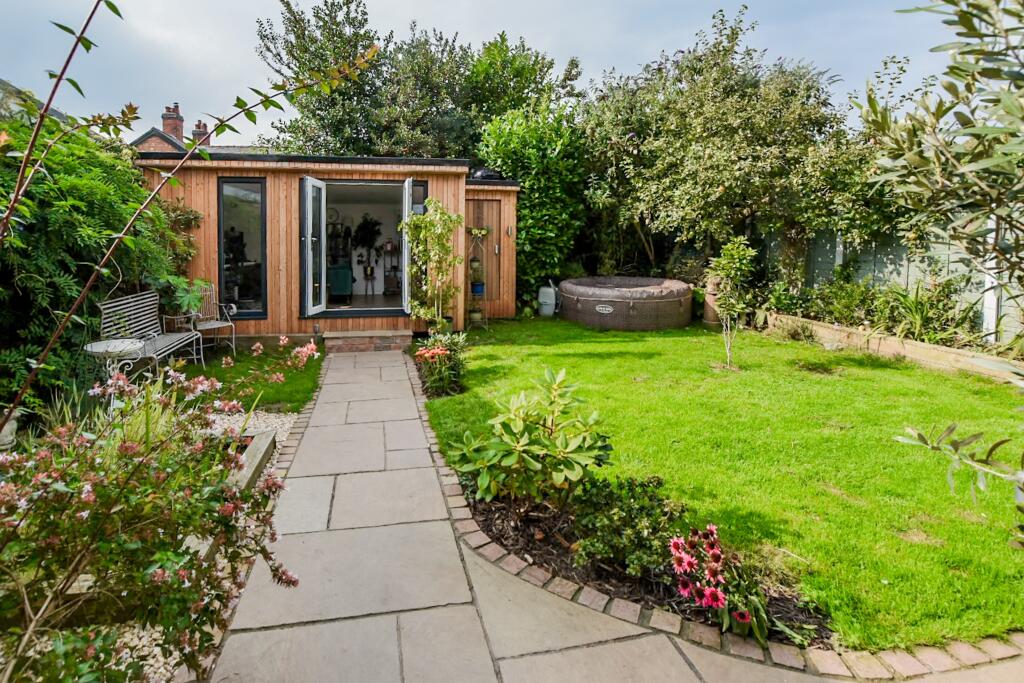Additional property image - Rayleigh Avenue, Davenham