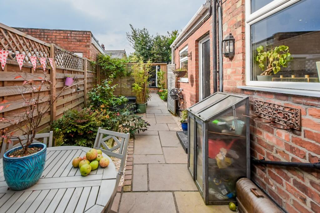 Additional property image - Rayleigh Avenue, Davenham