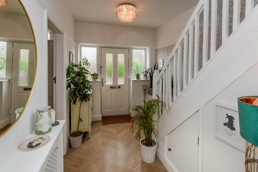 Additional property image - Rayleigh Avenue, Davenham