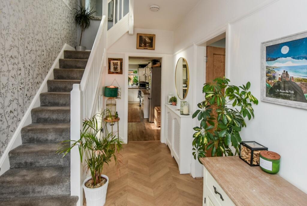 Additional property image - Rayleigh Avenue, Davenham