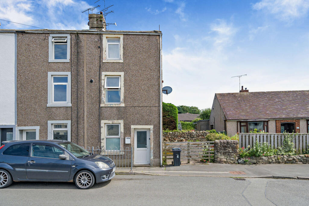 Main image of property: 4 West Lane, Flimby, Maryport, Cumbria CA15 8QY