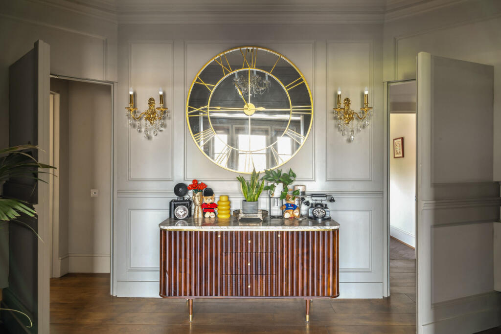 Main image of property: Castelnau, London, SW13