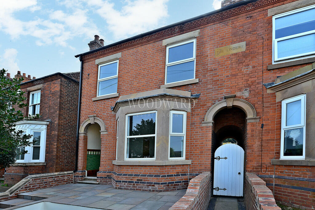 4 bedroom semidetached house for sale in Heage Road, Ripley, DE5