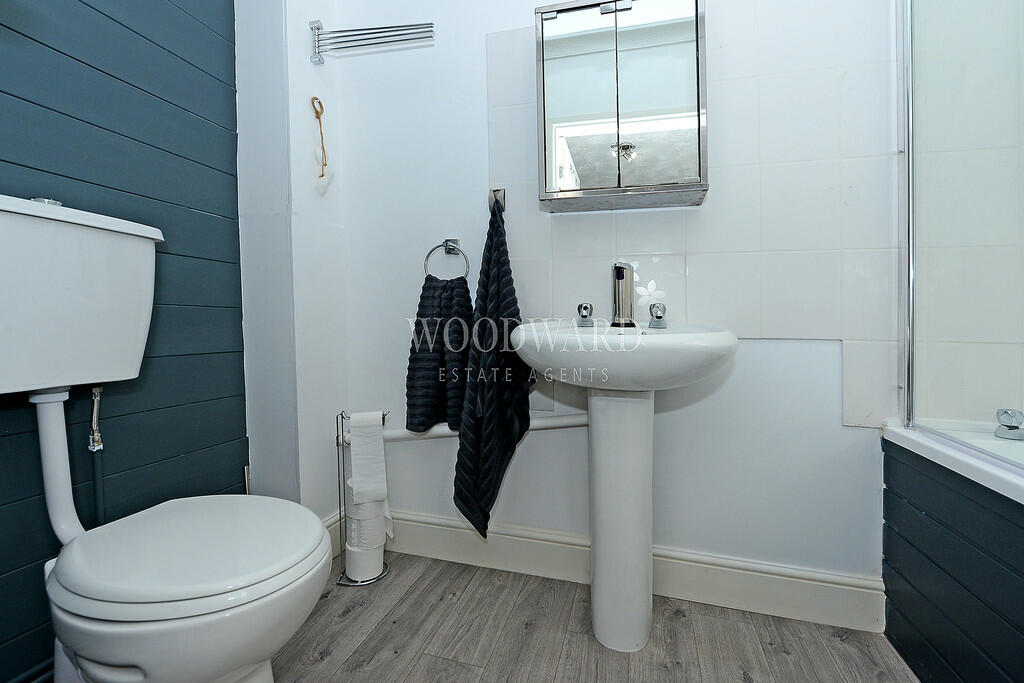 Additional property image - Lake Avenue, Loscoe