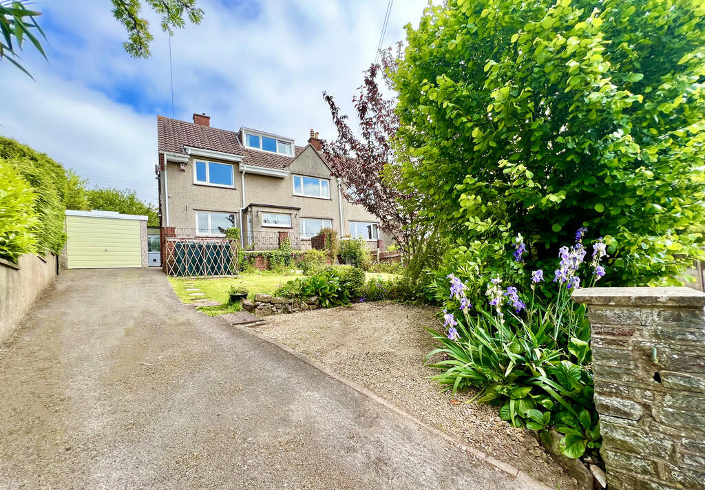 4 bedroom semidetached house for sale in Church Road, Redhill, BS40