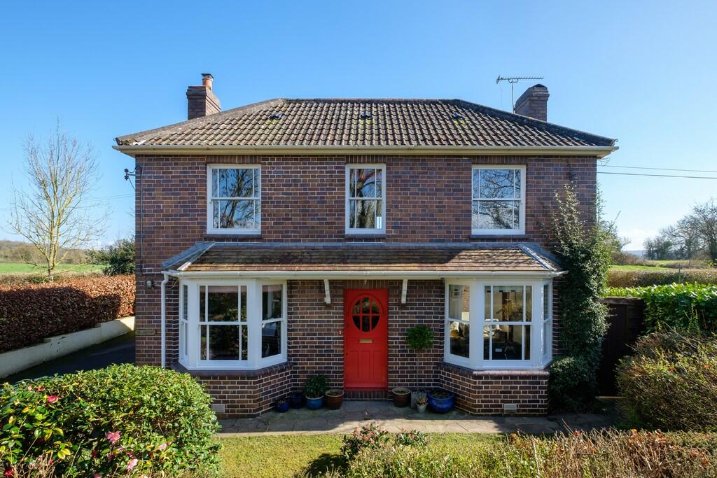 4 bedroom detached house for sale in Priest Down, Pensford, BS39