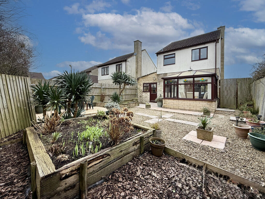Additional property image - Chardyke Drive, Temple Cloud