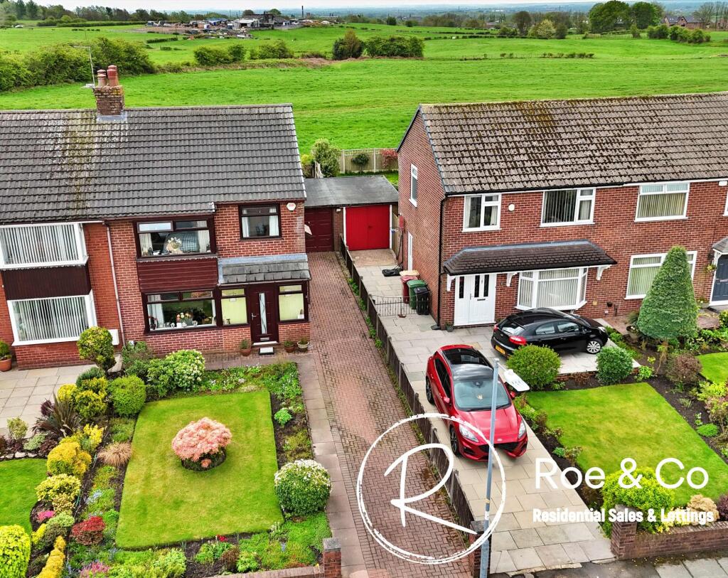 Main image of property: Lee Bank, Westhoughton, BL5