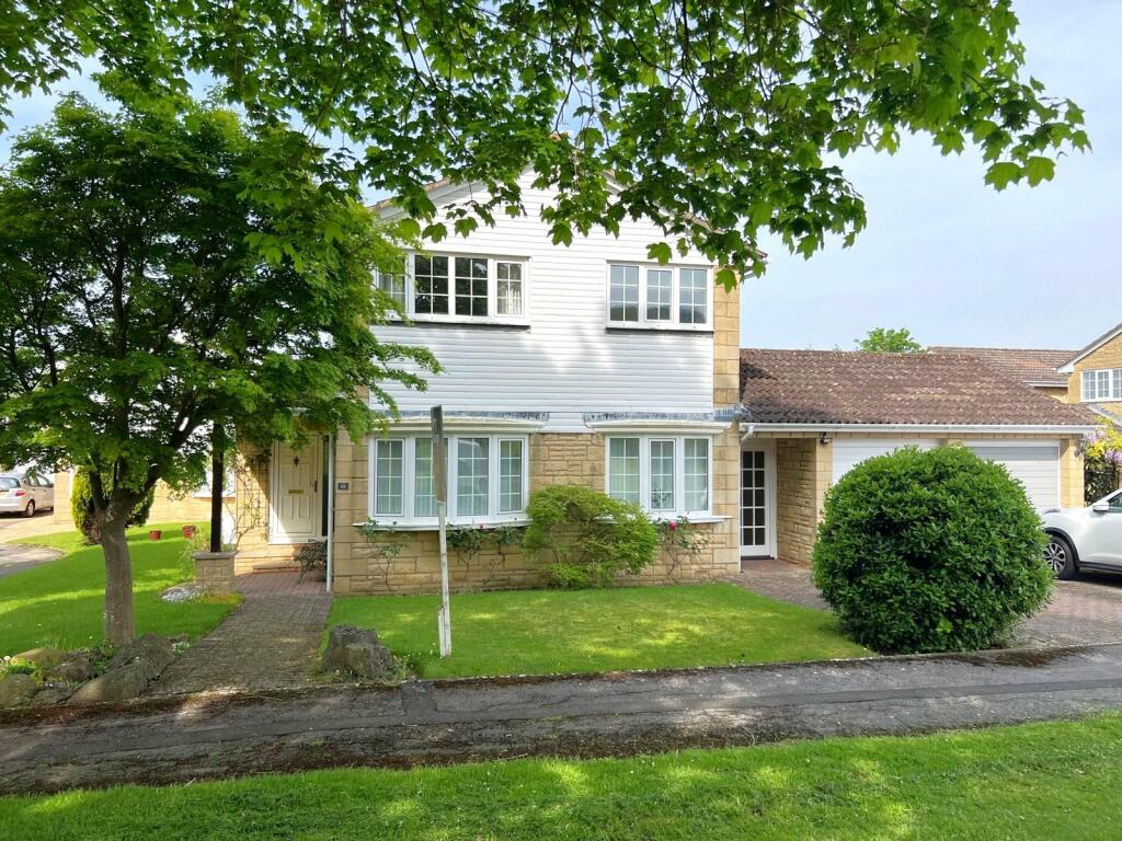 4 bedroom detached house for sale in Cleeve Cloud Lane, Prestbury, Cheltenham, Gloucestershire, GL52