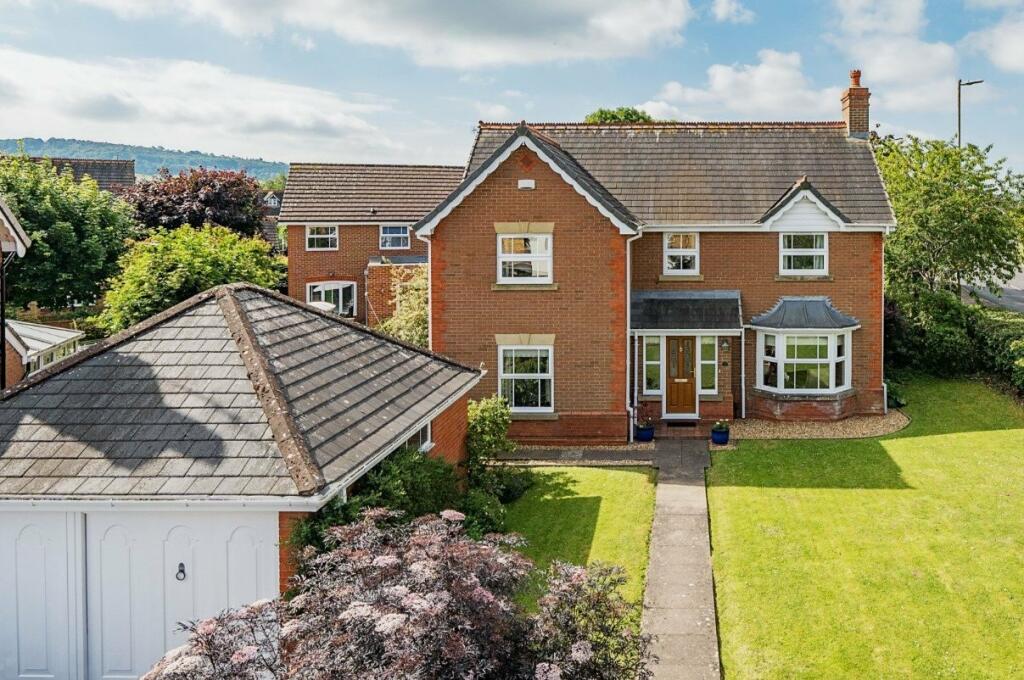4 bedroom detached house for sale in Davallia Drive, Up Hatherley, Cheltenham, Gloucestershire, GL51