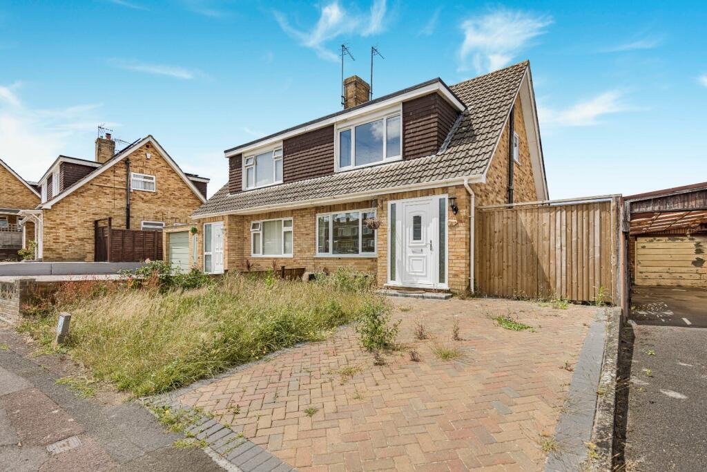 Main image of property: Beaumont Road, Cheltenham, Gloucestershire, GL51