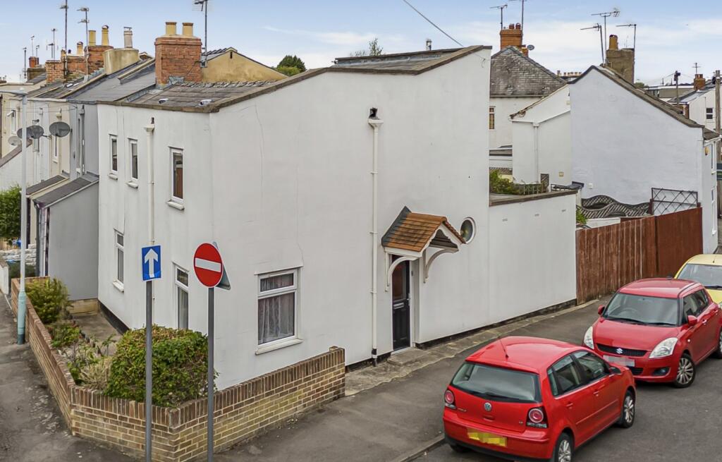 Main image of property: Exmouth Street, Leckhampton, Cheltenham, Gloucestershire, GL53