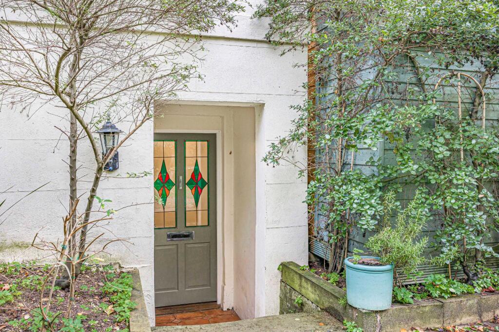 Main image of property: Shurdington Road, Leckhampton, Cheltenham, Gloucestershire, GL53