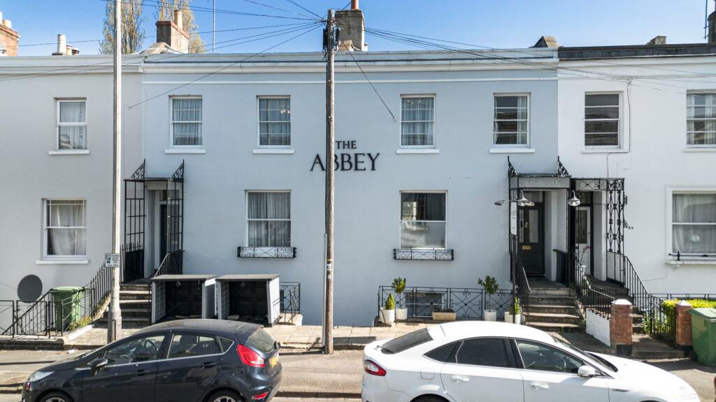 Main image of property: Bath Parade, Cheltenham, Gloucestershire, GL53