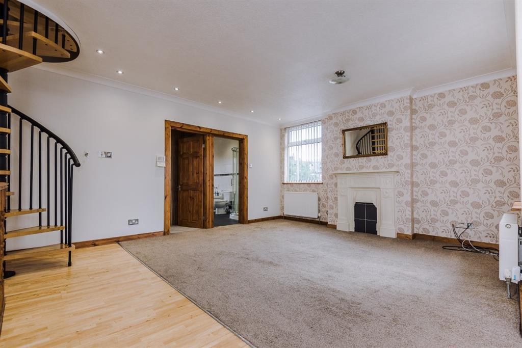 End of terrace house for sale in Station Road, Swinton, Manchester, M27