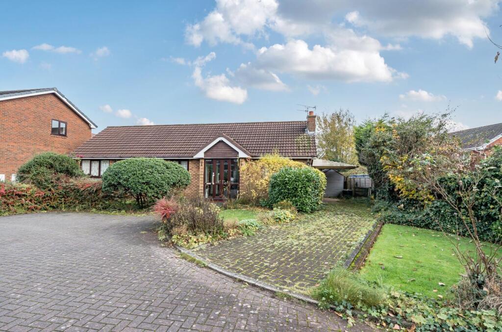 Main image of property: Grove Hill, Worsley, Manchester