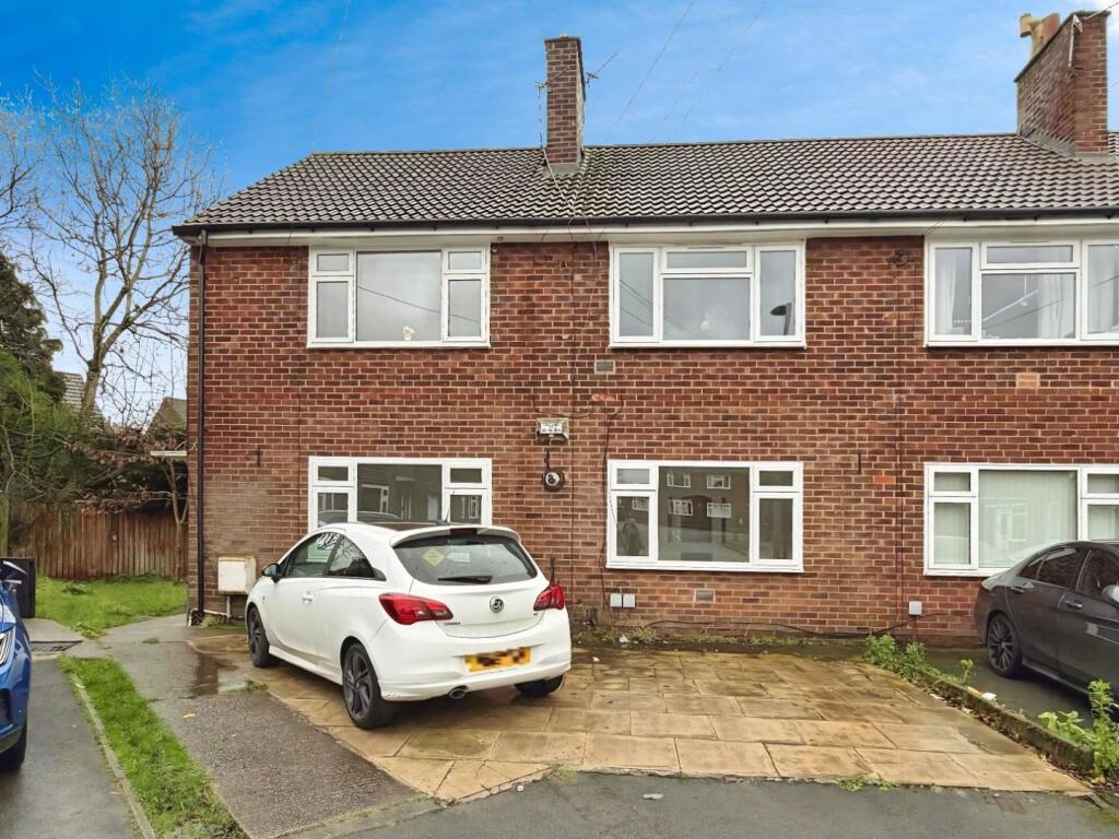 Main image of property: Kendal Grove, Worsley, Manchester, Greater Manchester