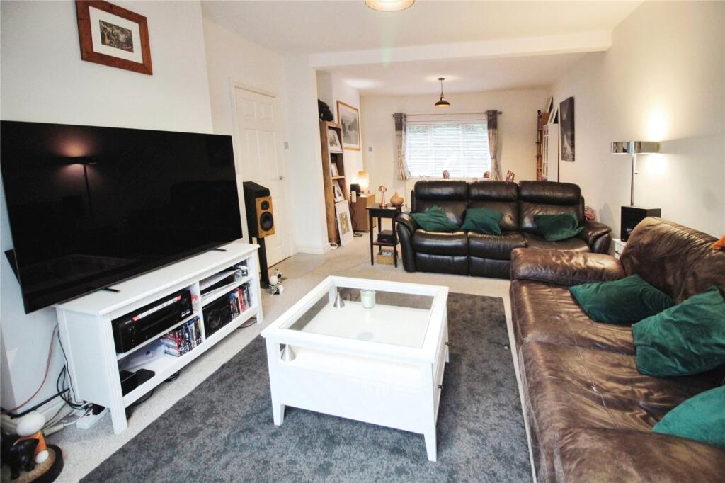Additional property image - Churchfields, Bromsgrove, Worcestershire, B61