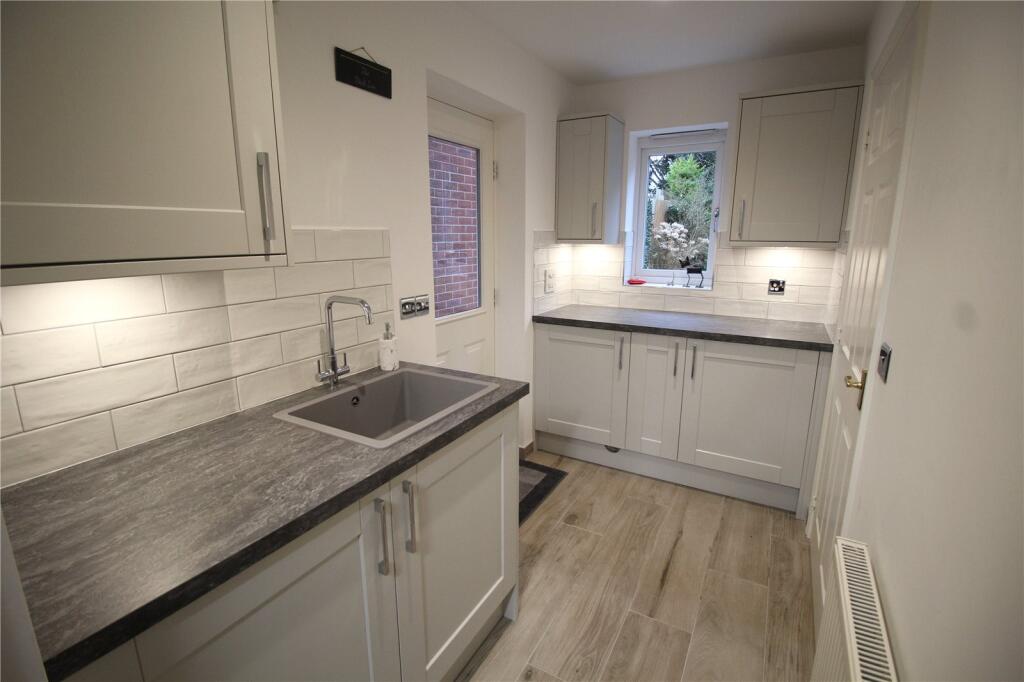 Additional property image - Valencia Road, Bromsgrove, Worcestershire, B60
