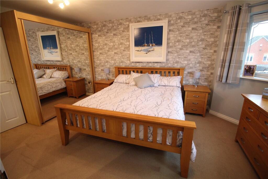 Additional property image - Valencia Road, Bromsgrove, Worcestershire, B60