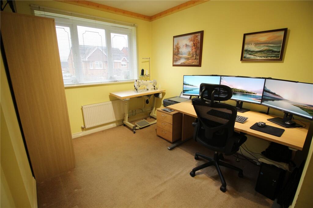 Additional property image - Valencia Road, Bromsgrove, Worcestershire, B60