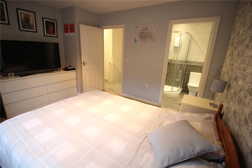 Additional property image - Valencia Road, Bromsgrove, Worcestershire, B60