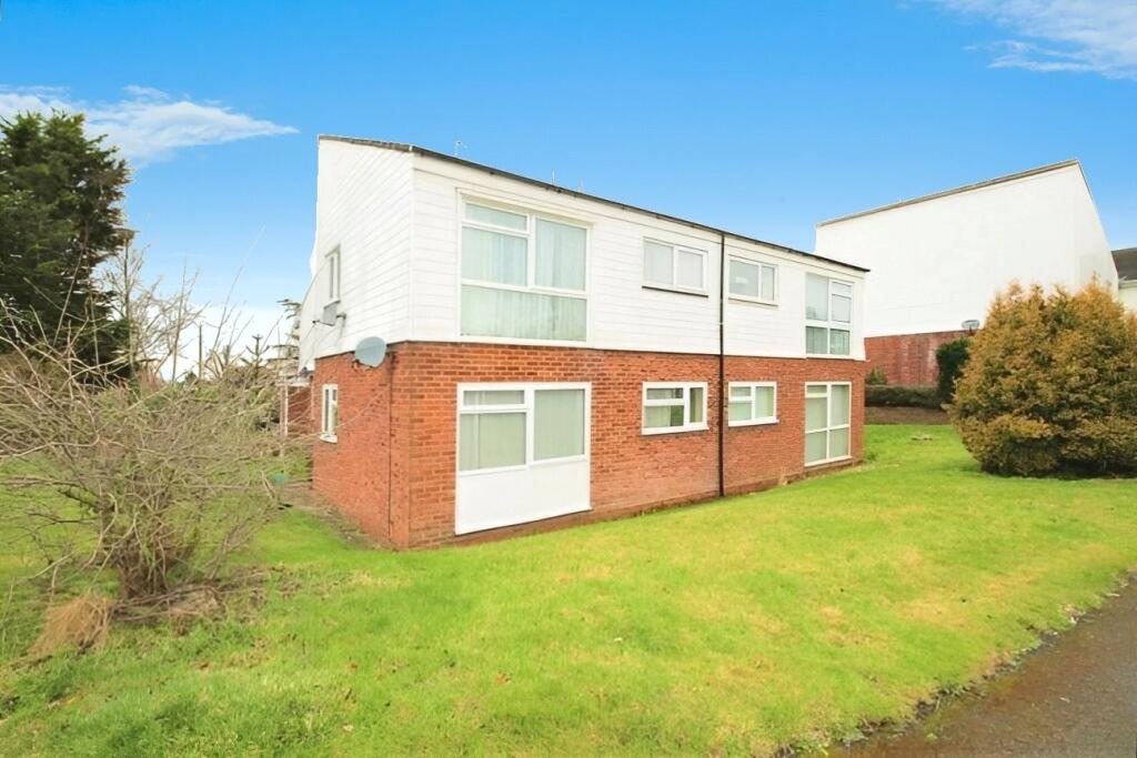 Main image of property: Pennine Road, Bromsgrove, Worcestershire, B61