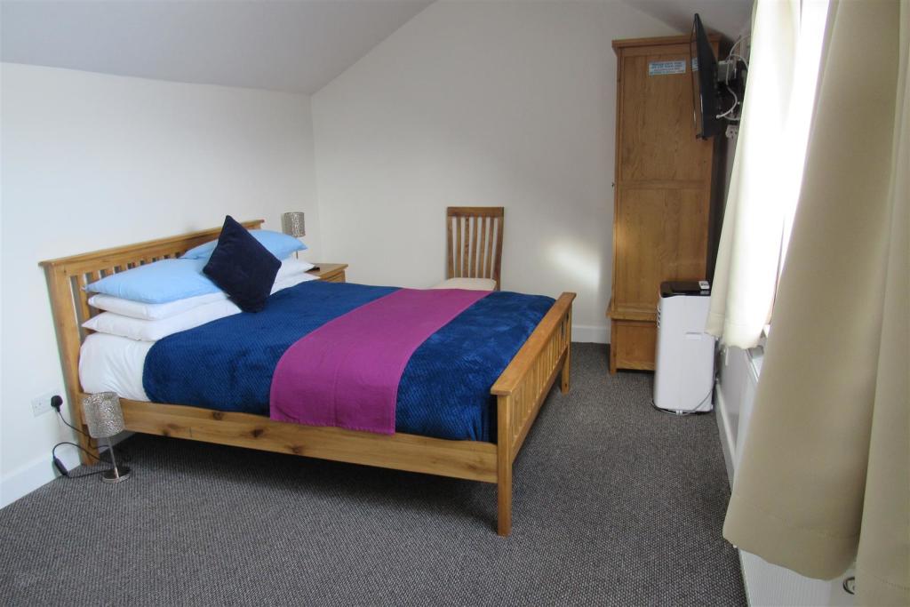 Additional property image - Central Parade, Herne Bay