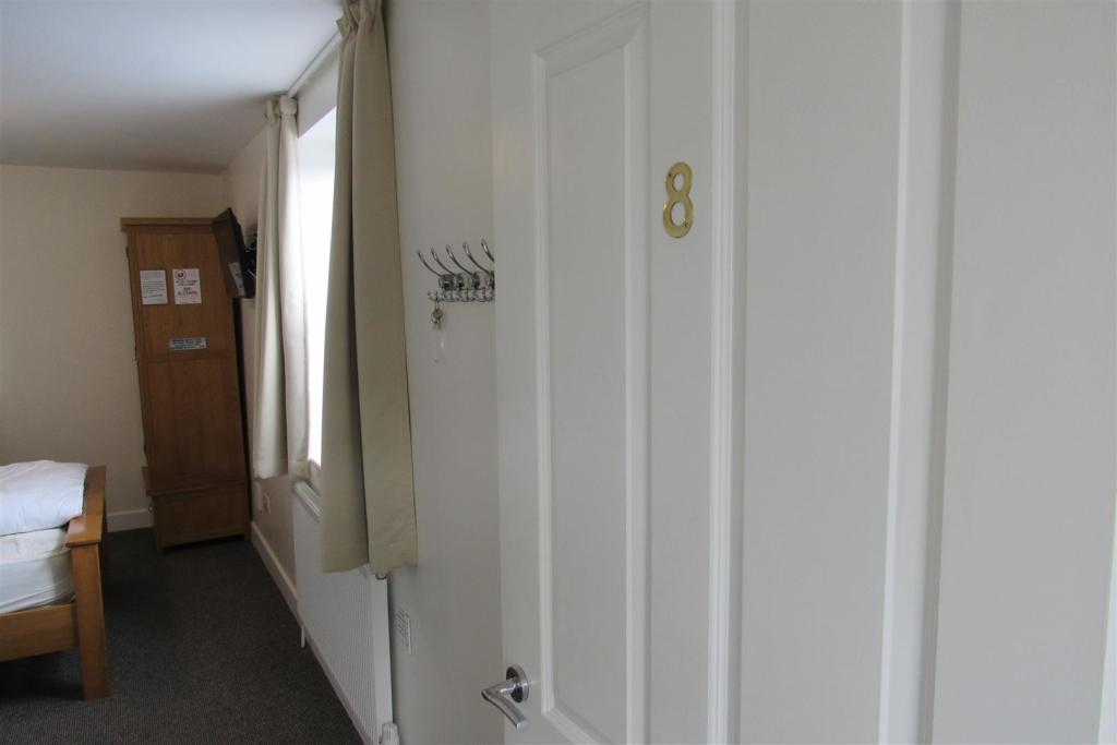 Additional property image - Central Parade, Herne Bay