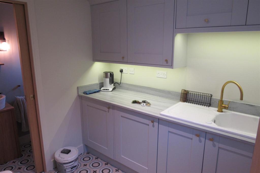 House for sale in Canterbury Road, Whitstable, CT5