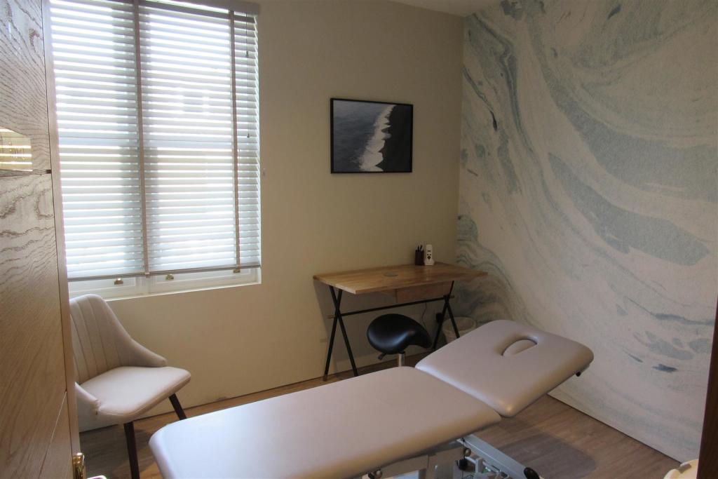 House for sale in Canterbury Road, Whitstable, CT5