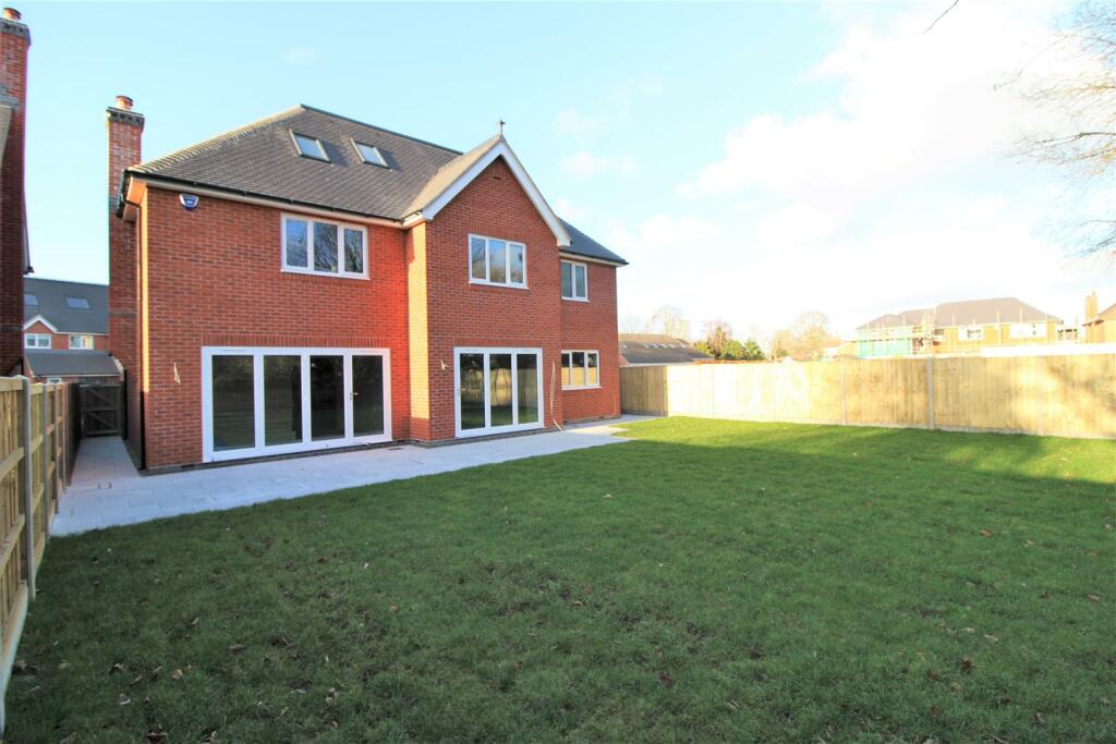 6 bedroom detached house for sale in Bilton Lane, Dunchurch, Rugby, CV22