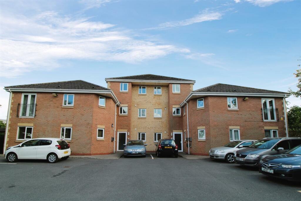 2 bedroom apartment for sale in Oliver Street, Rugby, CV21