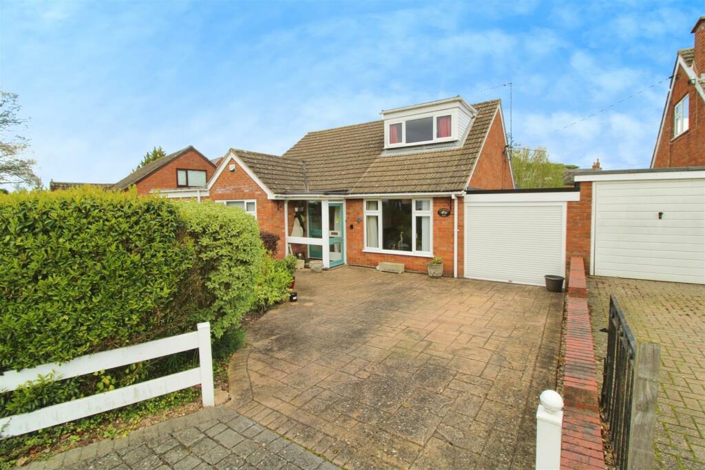 4 bedroom detached house for sale in Barby Road, Kilsby, Rugby, CV23