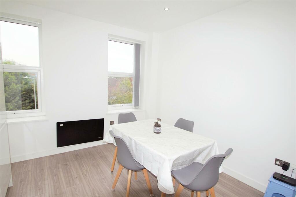 Additional property image - Harrad House, Woodside Park, Rugby