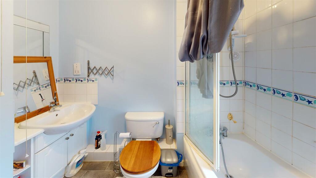 Additional property image - Ridge Drive, Rugby