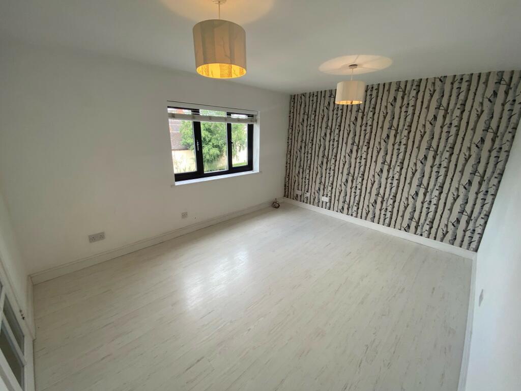 Additional property image - Lichfield Street, Tamworth, B79 7QD