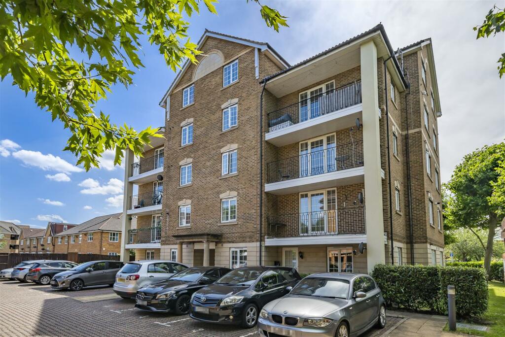 2 bedroom apartment for sale in North Road, Wimbledon, SW19