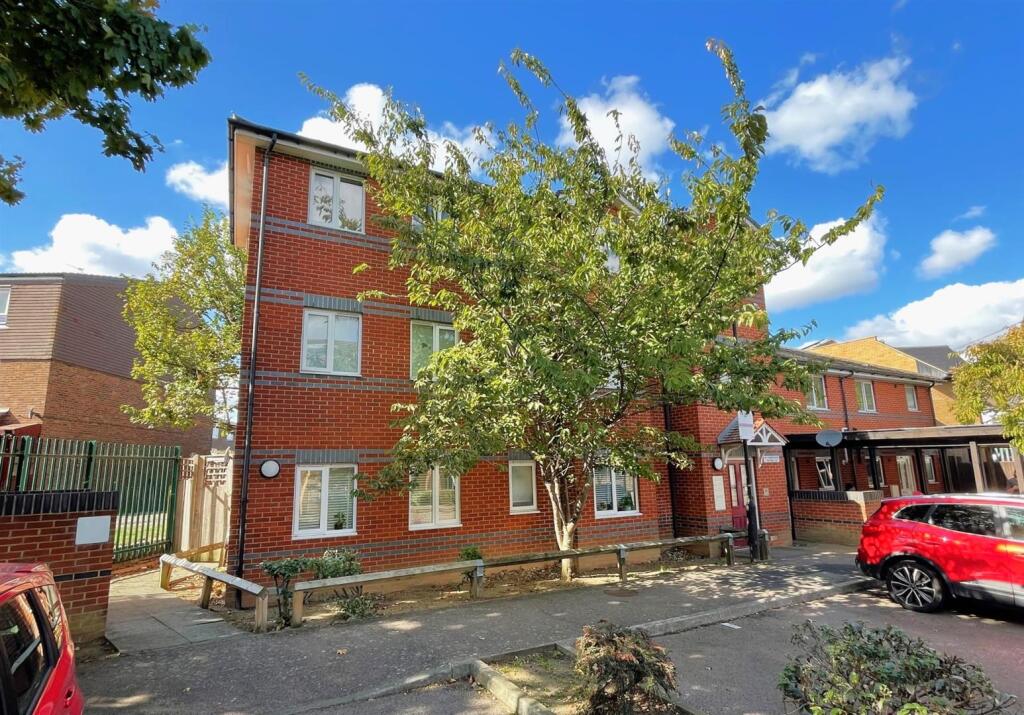 Main image of property: Lyveden Road, London