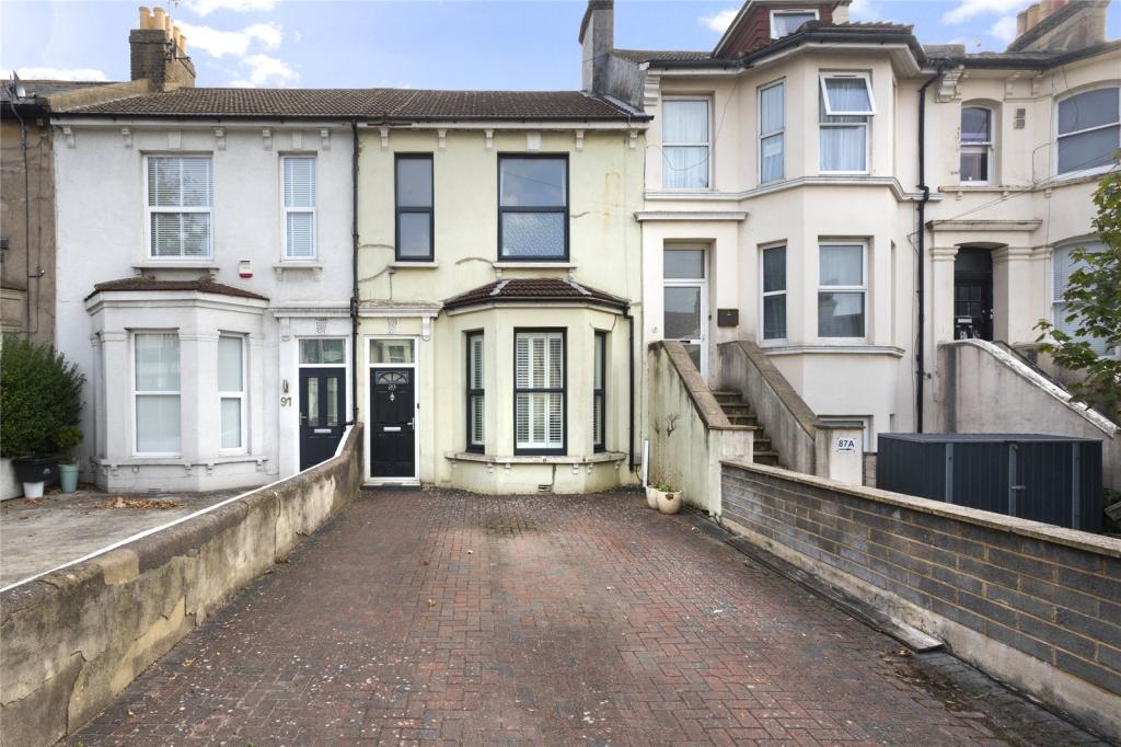 3 bedroom terraced house for sale in Trafalgar Road, Portslade, East