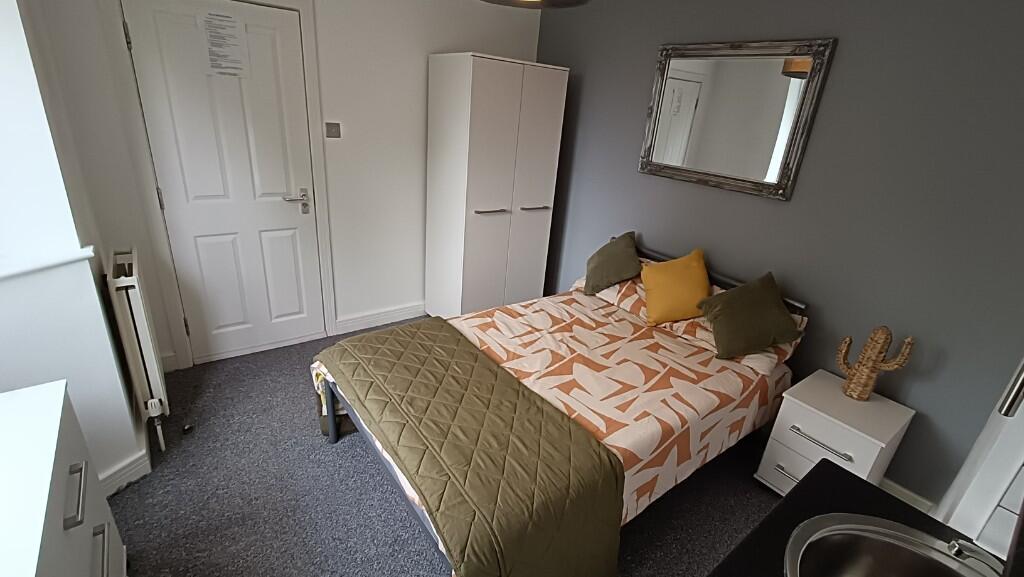 Main image of property: Kingsway North, York, North Yorkshire, YO30